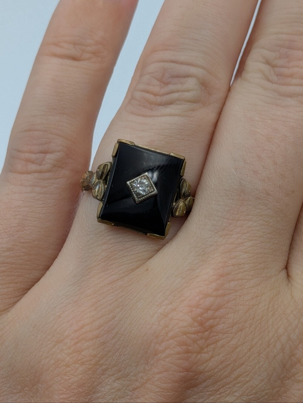 Antique art deco black onyx 10K gold filled ring